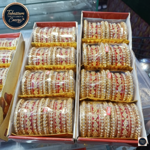 Rajasthani Tradition and Elegance: Exclusive Bridal Kundan Bangle Set