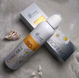 CHAMOMILE Whitening Spray Sunscreen with SPF 50+